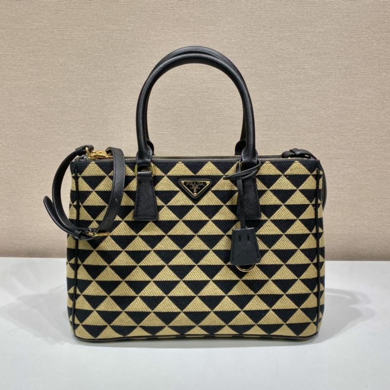 Pra*a tote bags